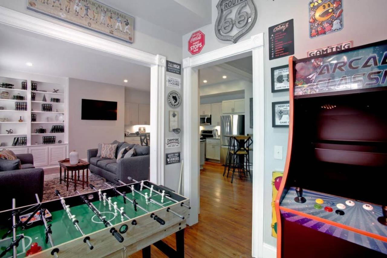 서배너 Newly Renovated 4 Bed 3 Bath And 2 Parking Spots 빌라 외부 사진