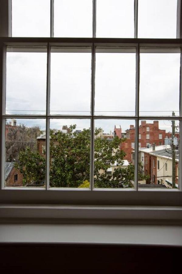 서배너 Newly Renovated 4 Bed 3 Bath And 2 Parking Spots 빌라 외부 사진