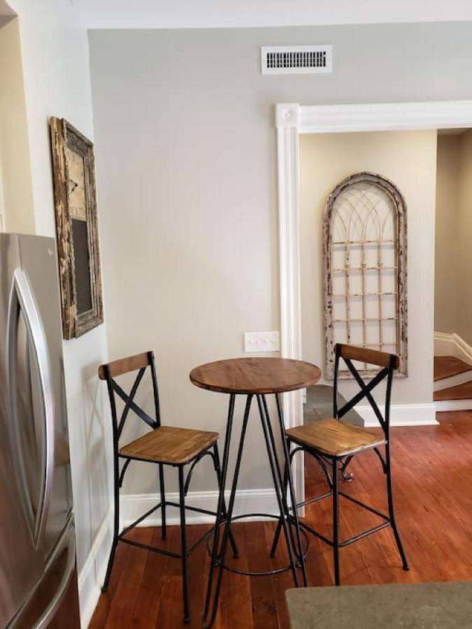서배너 Newly Renovated 4 Bed 3 Bath And 2 Parking Spots 빌라 외부 사진
